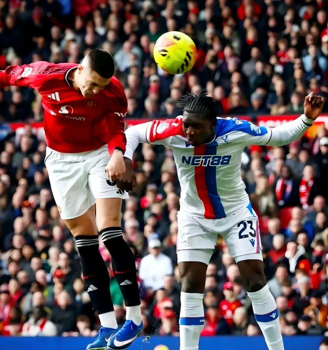 太阳报：经纪人曾向曼联承诺，谢什科3年后加盟